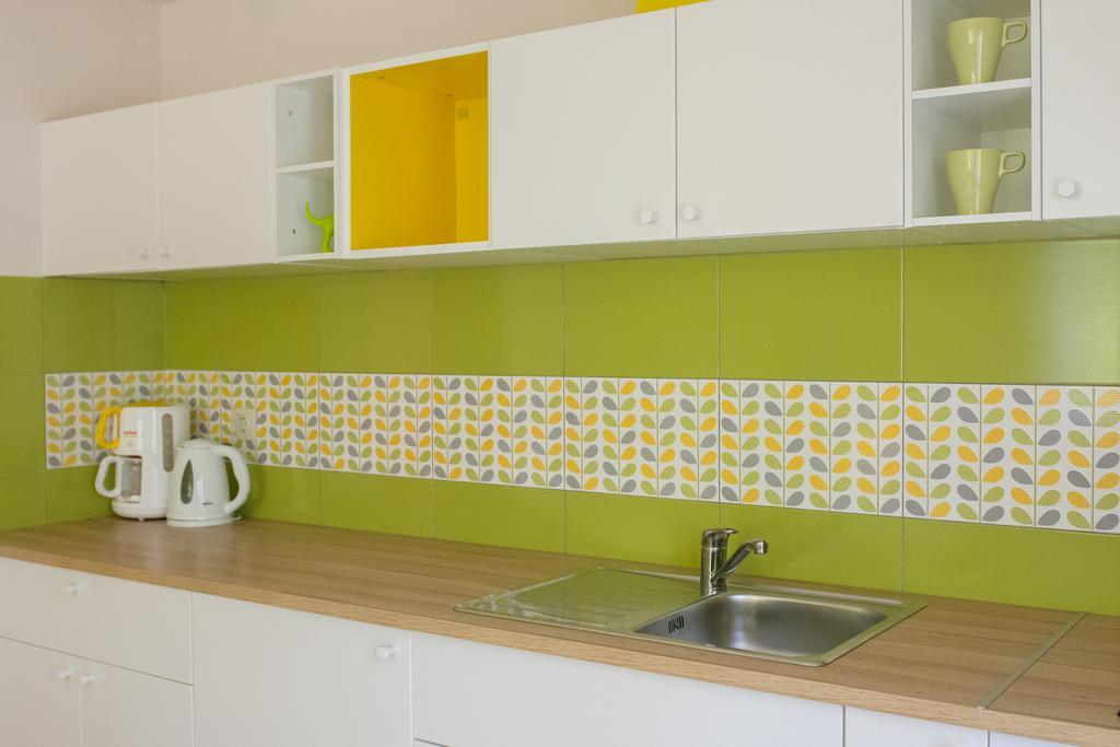 Studio And Apartment Nadia With Garden Пореч Екстериор снимка